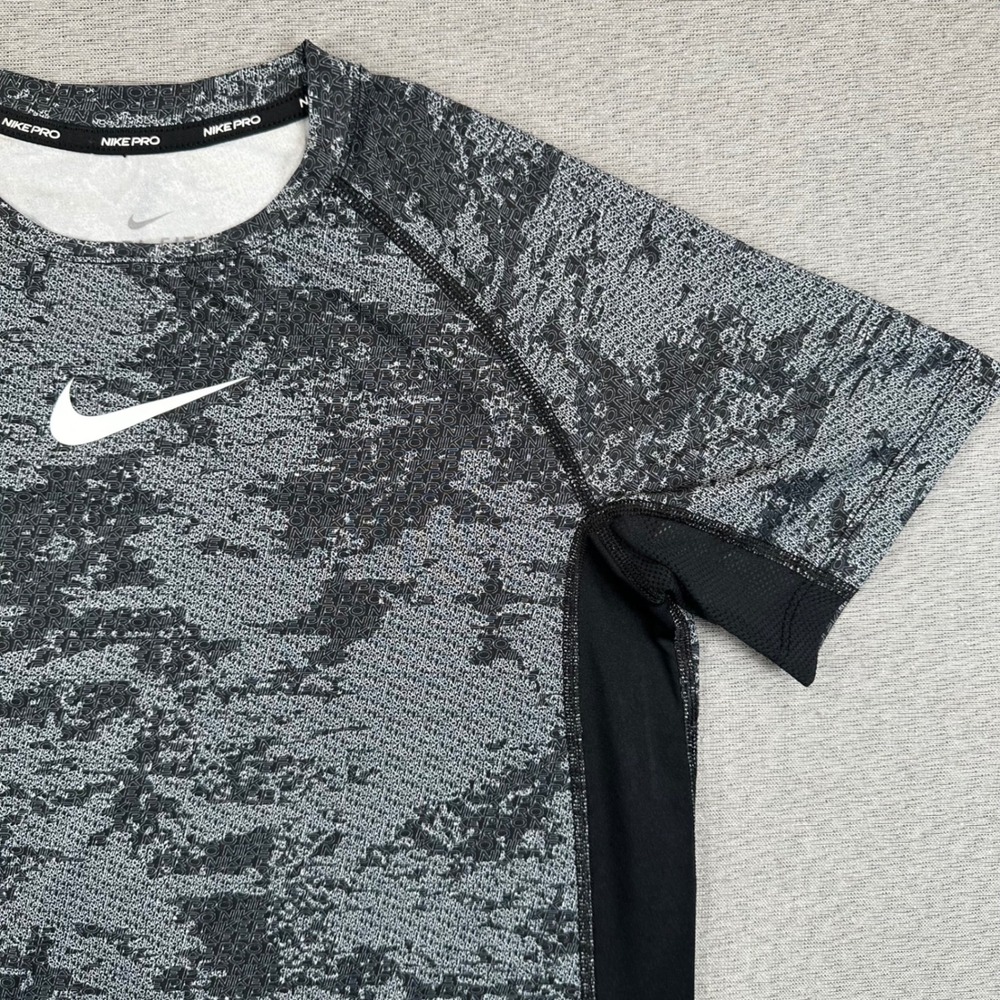 Nike Pro Shirt Womens L Gray Black Logo Camo Training Top Short Sleeve Dri-FIT - Picture 7 of 11